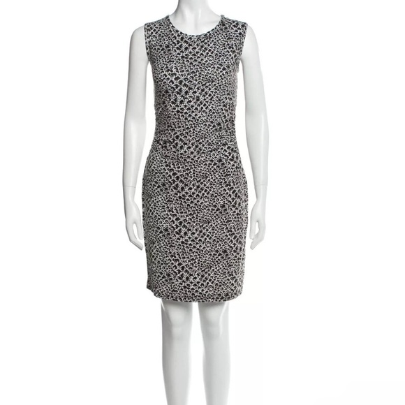 DvF Diane von Furstenberg Selene Dress Ruched Jersey Stretch Sheath {$348} Sz 6 - Picture 1 of 9